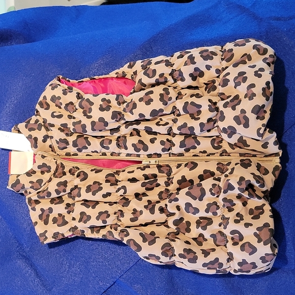 Baby Togs Kidswear Other - 🌻 4 for$15 🌻 on any items noted! 24m animal print puffy vest